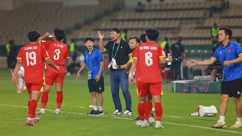 HLV Kim Sang Sik hướng đến việc vào chung kết U23 châu Á